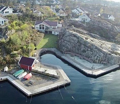 Ferienhaus Southern Pearl With Private And Pier Kristiansand